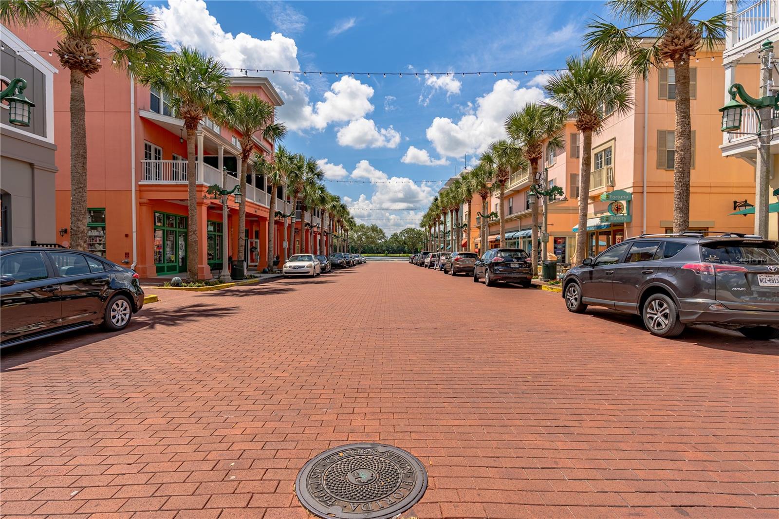 Image 21 of 26 For 770 Siena Palm Drive 303