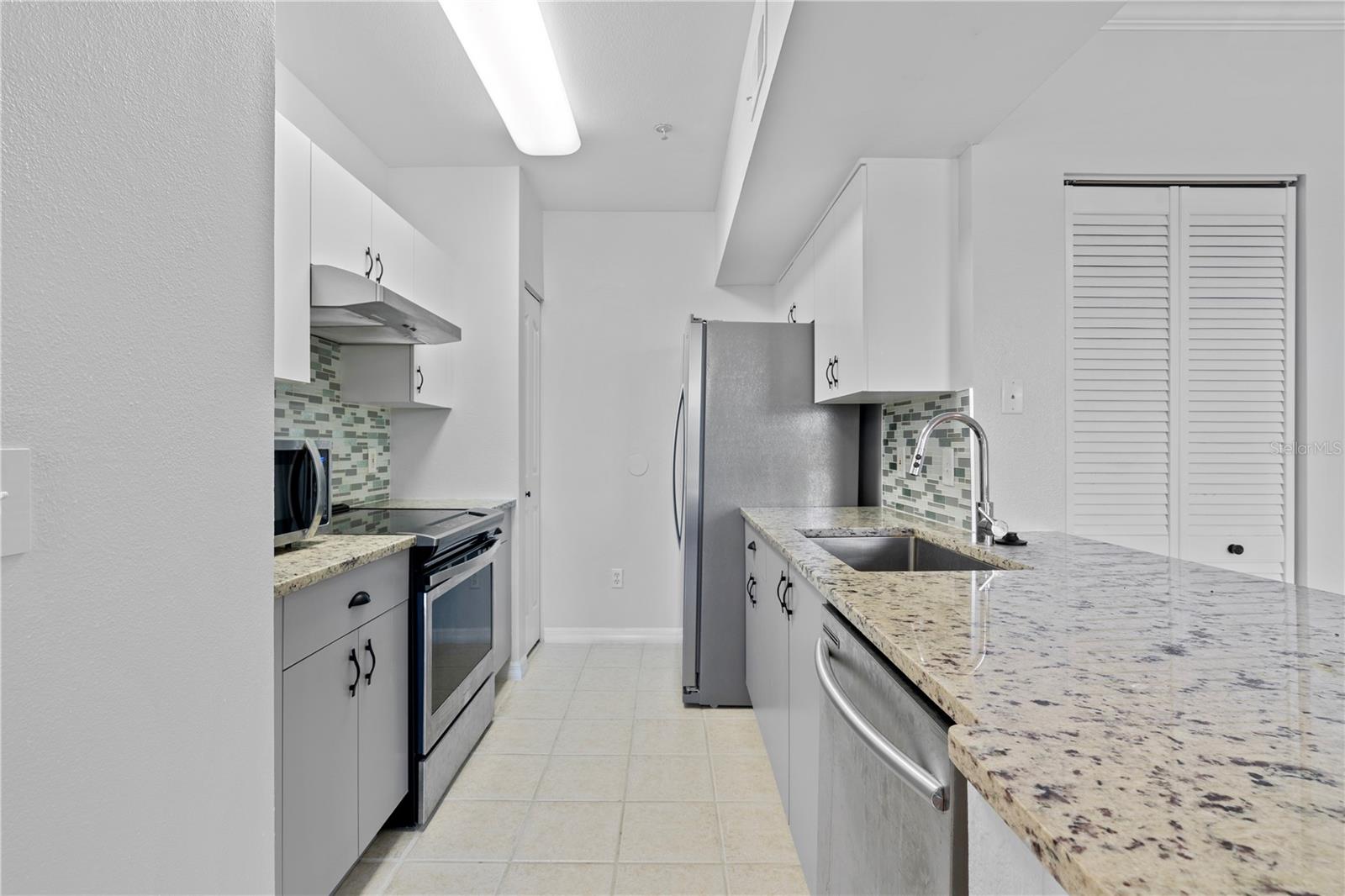 Image 7 of 26 For 770 Siena Palm Drive 303