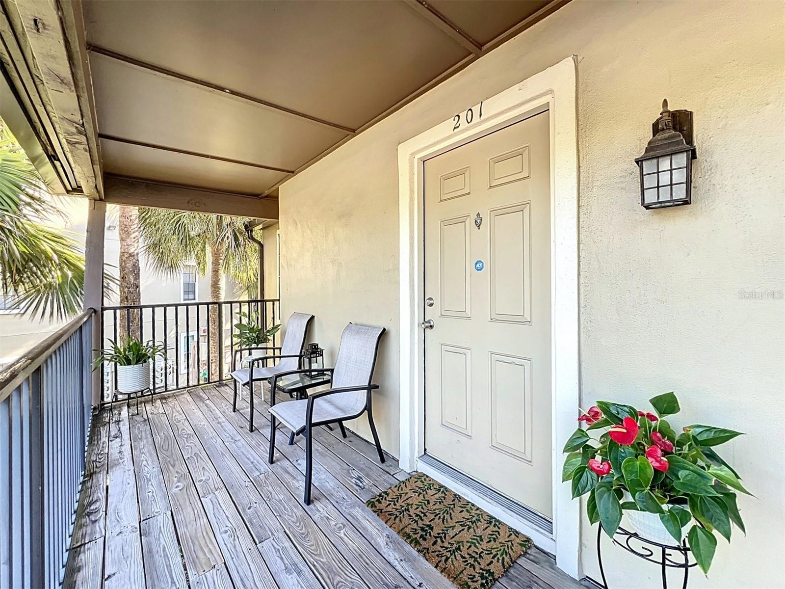 Image 13 of 54 For 232 Afton Square 201