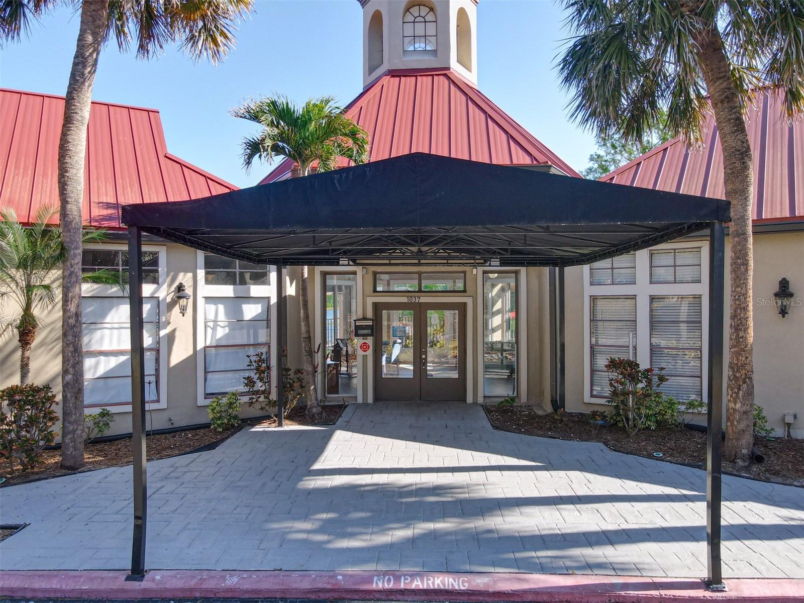 Image 44 of 54 For 232 Afton Square 201