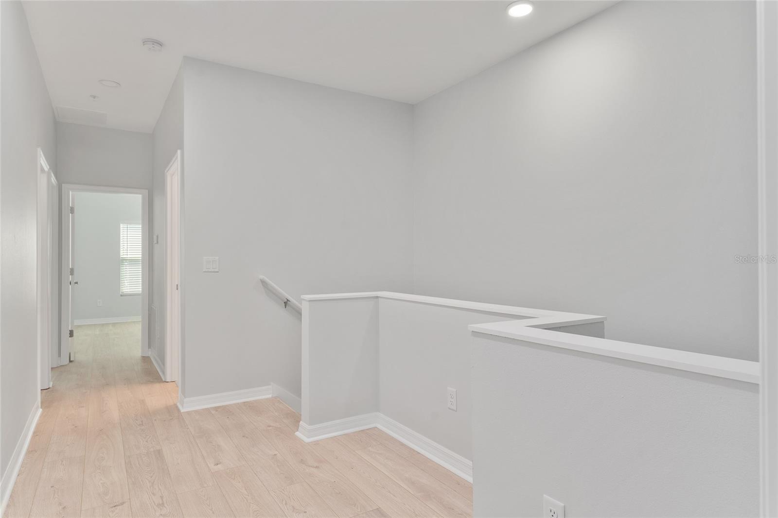 Image 27 of 41 For 288 Oak Avenue