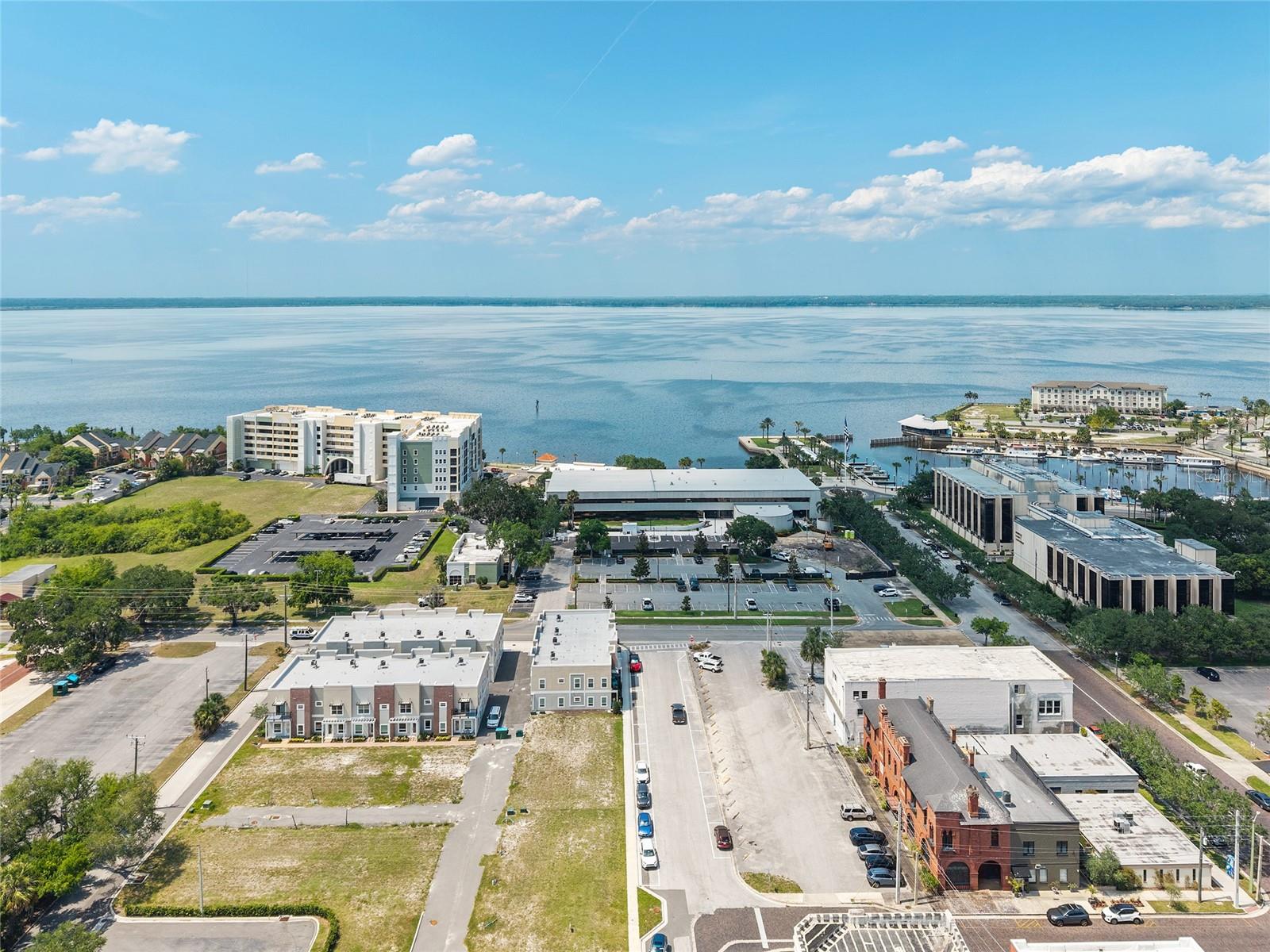 Image 38 of 41 For 288 Oak Avenue