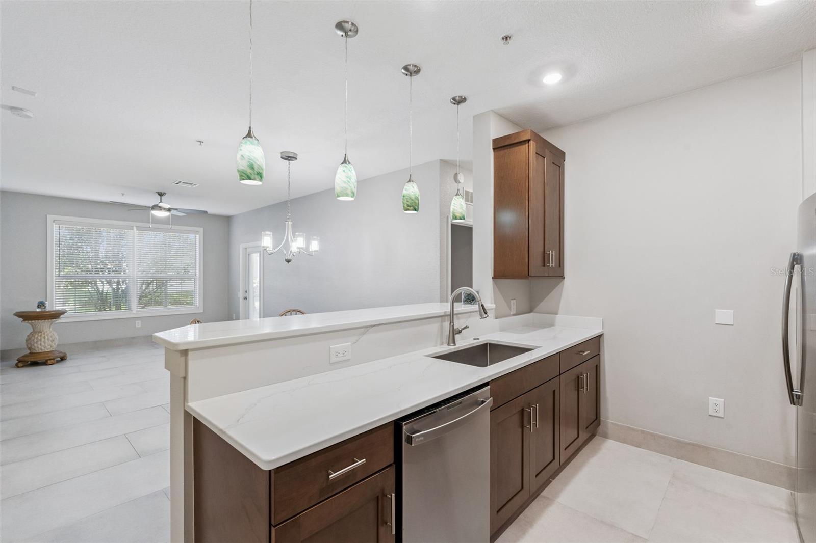 Image 4 of 21 For 2484 San Tecla Street 105