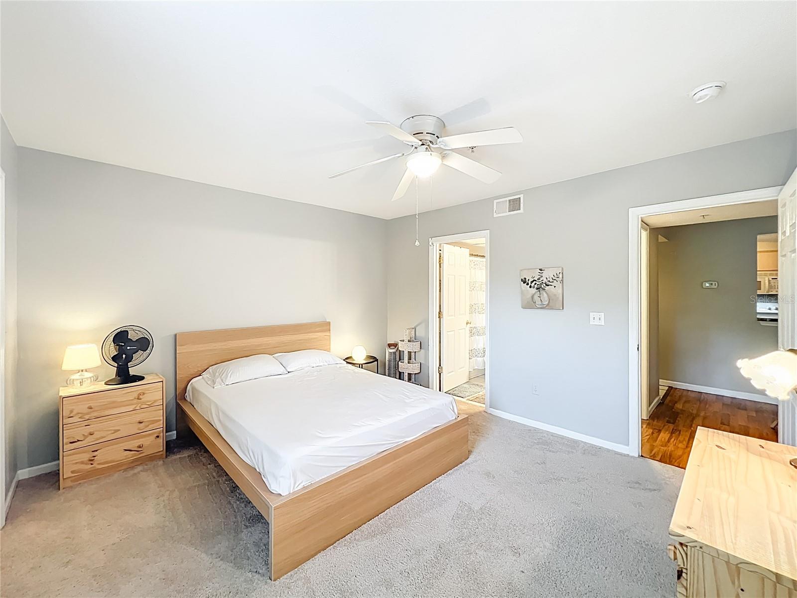 Image 21 of 46 For 12602 Crest Springs Lane 1333