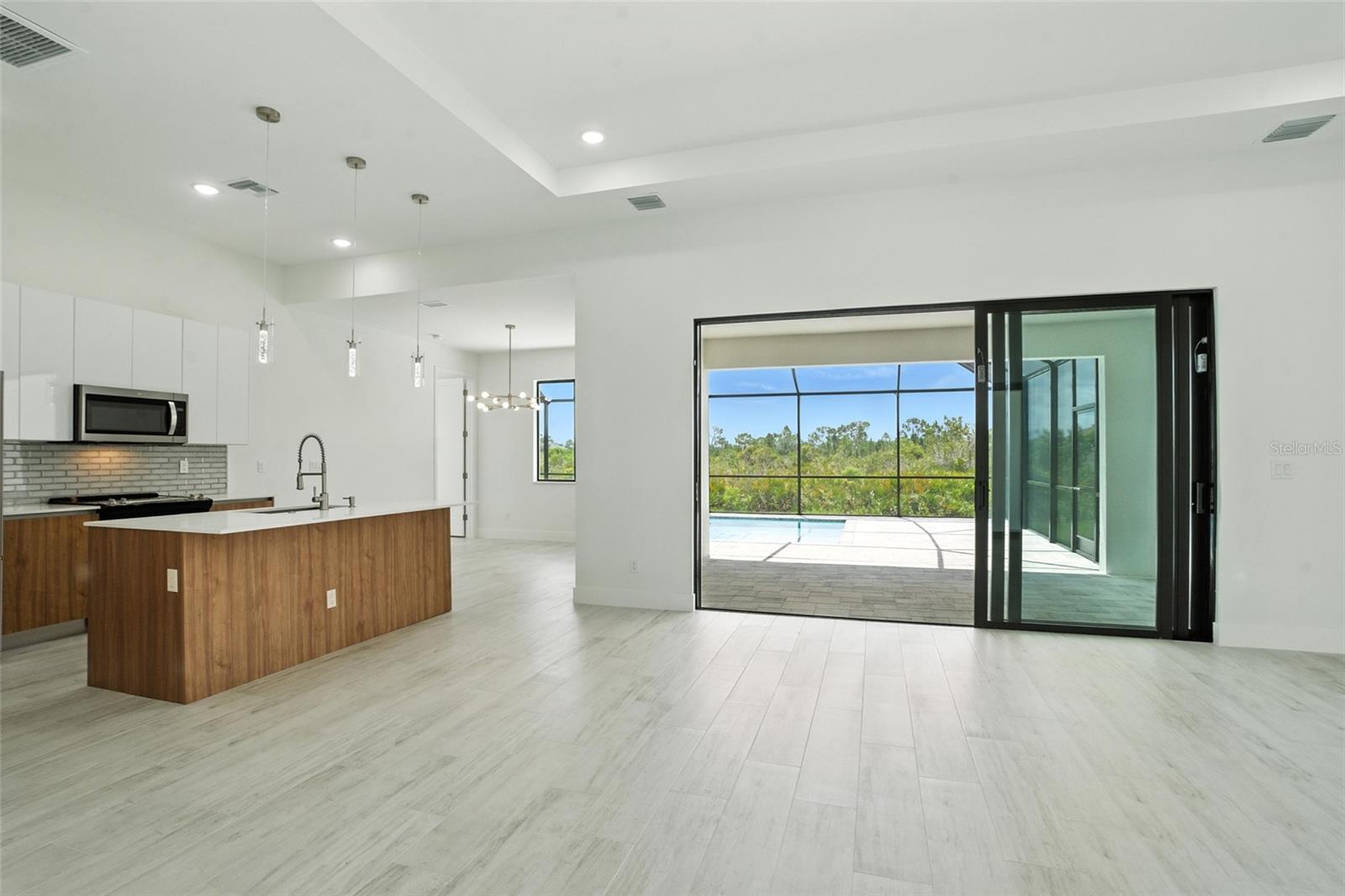 Image 14 of 55 For 8348 Walden Street