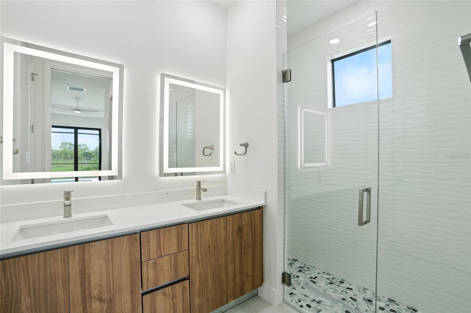 Image 31 of 55 For 8348 Walden Street