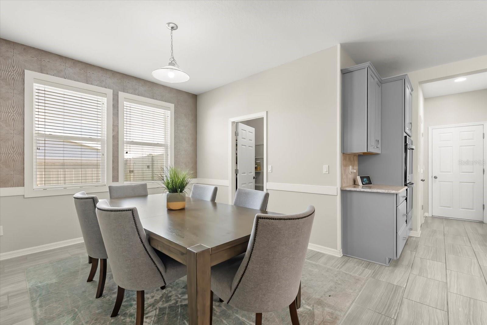 Image 11 of 38 For 5351 Carrara Court