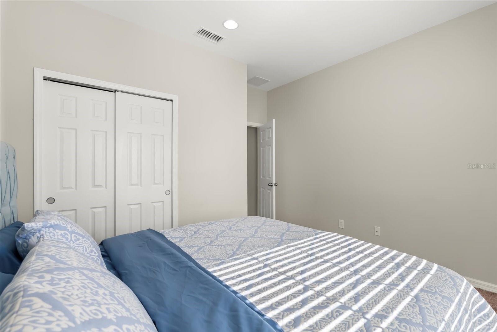 Image 17 of 38 For 5351 Carrara Court