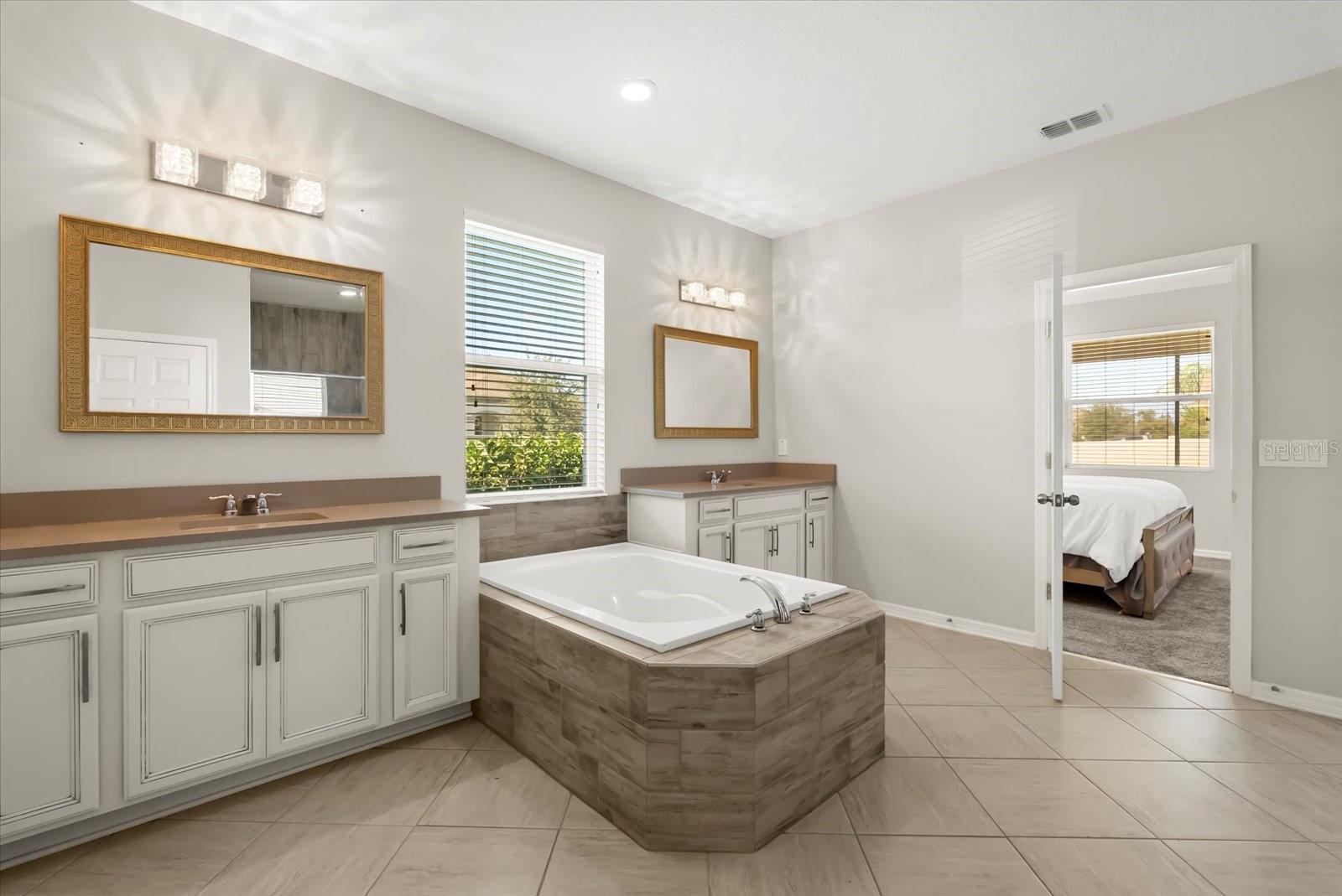 Image 24 of 38 For 5351 Carrara Court