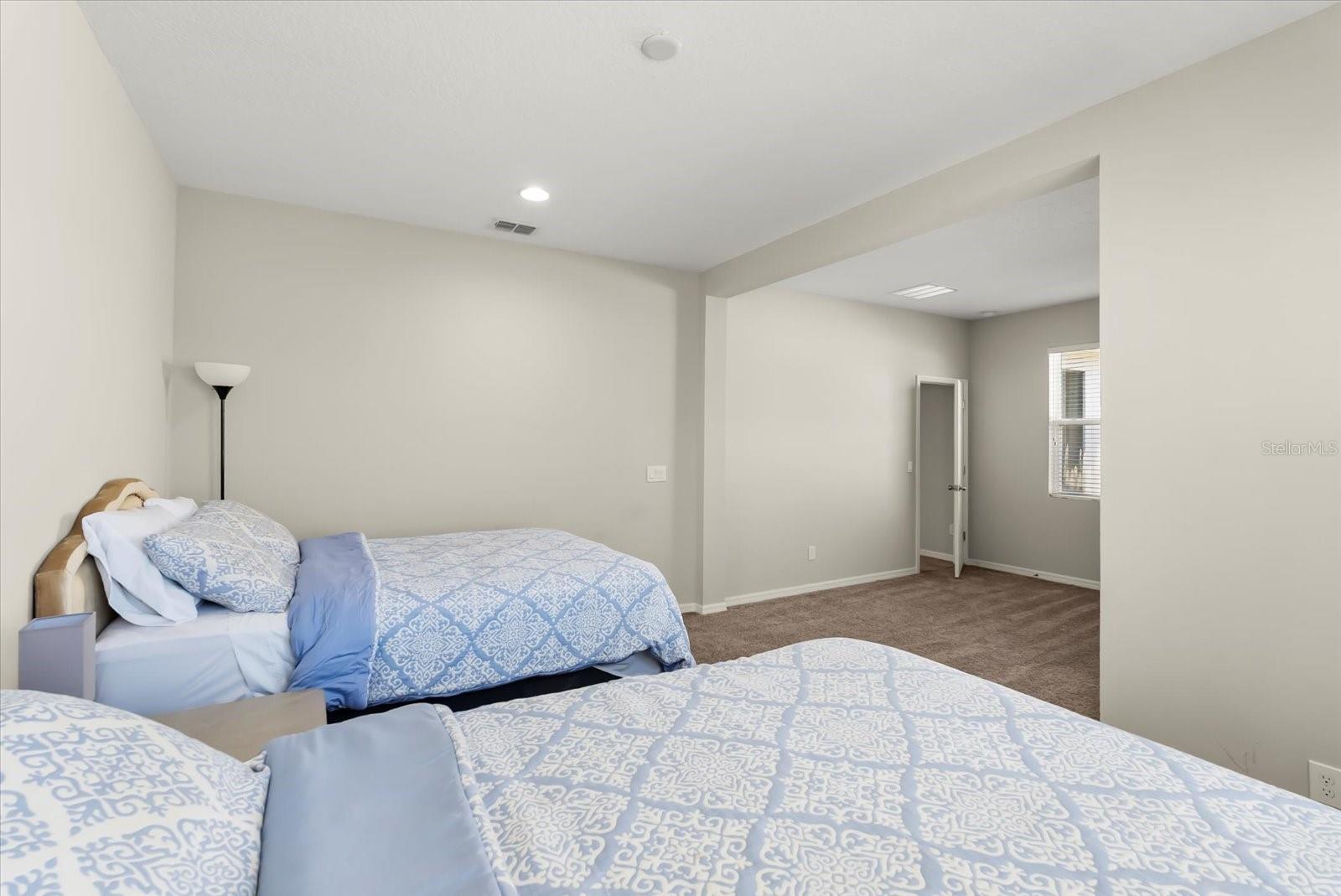 Image 28 of 38 For 5351 Carrara Court