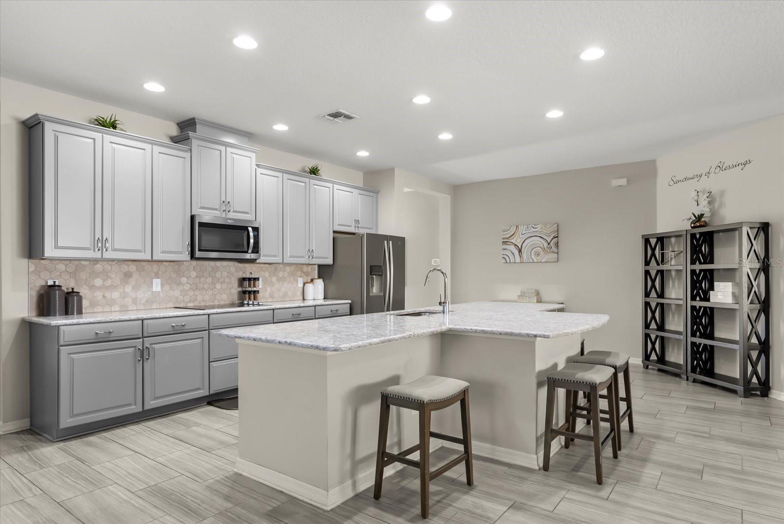 Image 8 of 38 For 5351 Carrara Court