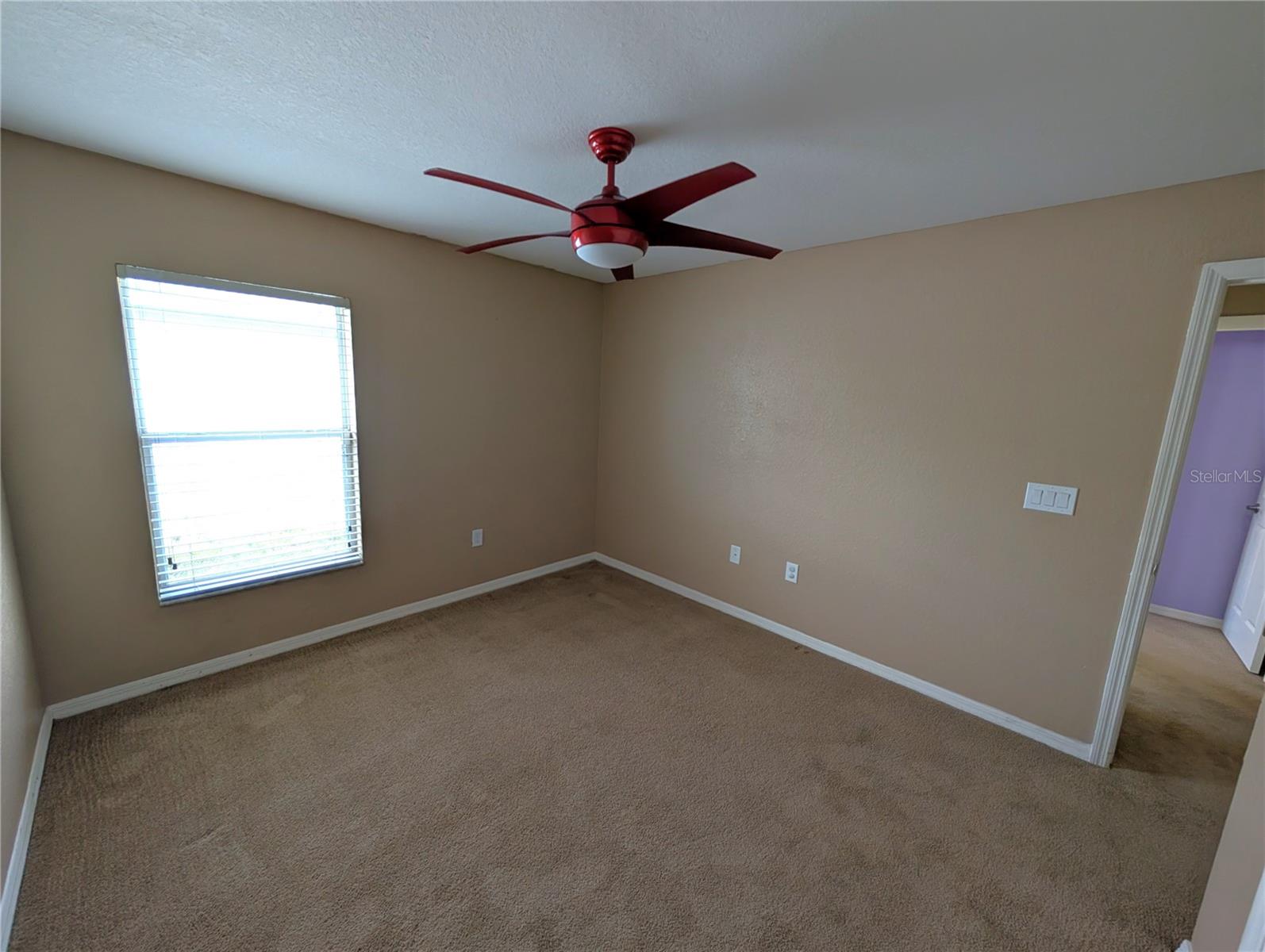 Image 13 of 21 For 722 Vineyard Reserve Court