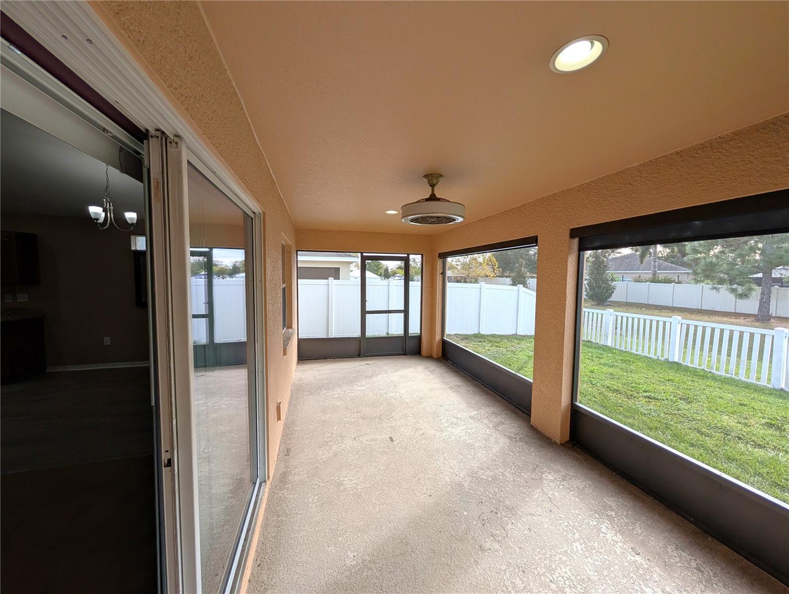 Image 19 of 21 For 722 Vineyard Reserve Court