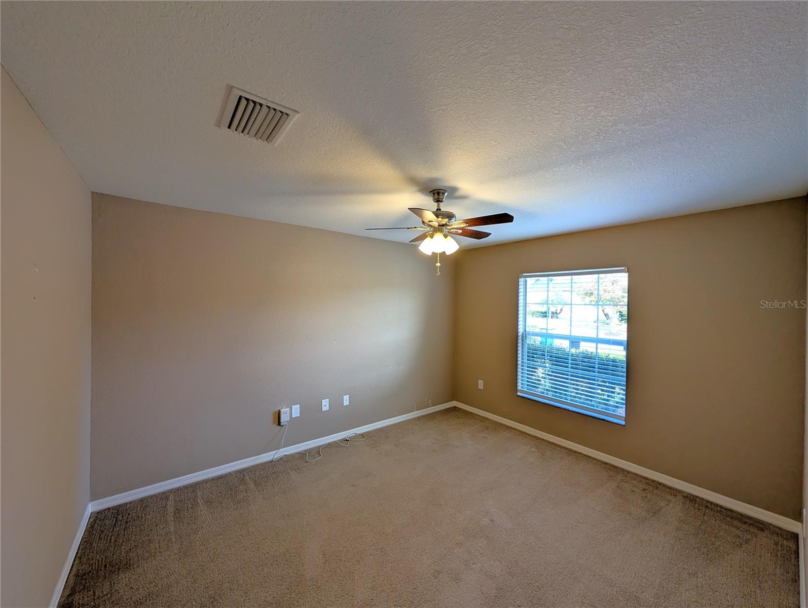 Image 9 of 21 For 722 Vineyard Reserve Court