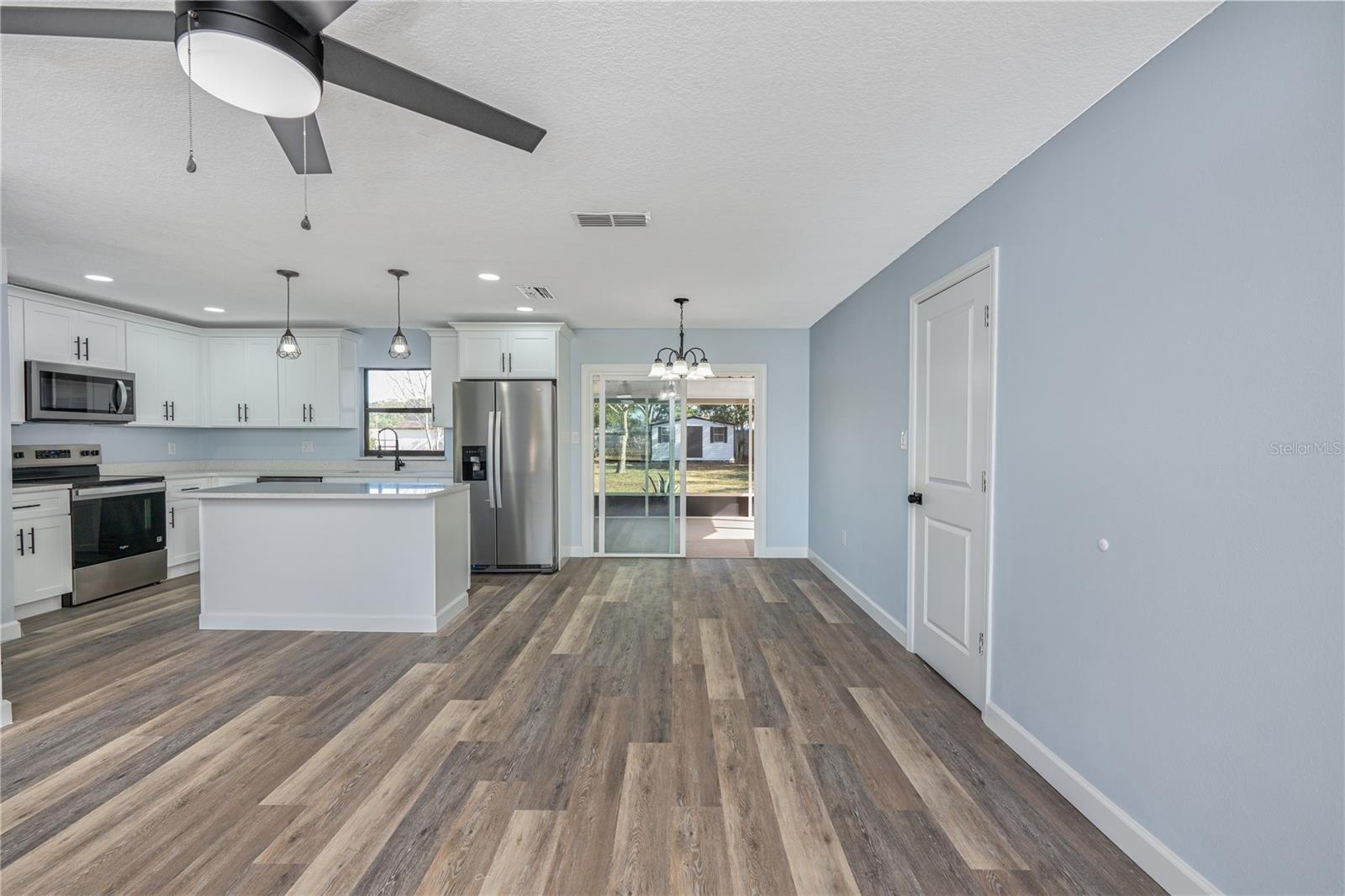 Image 14 of 40 For 707 Maple Avenue