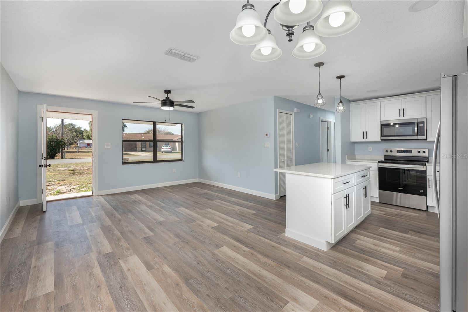 Image 20 of 40 For 707 Maple Avenue