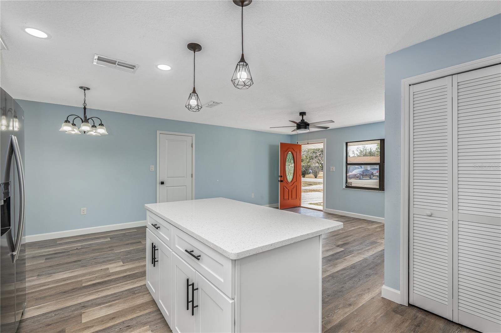 Image 21 of 40 For 707 Maple Avenue