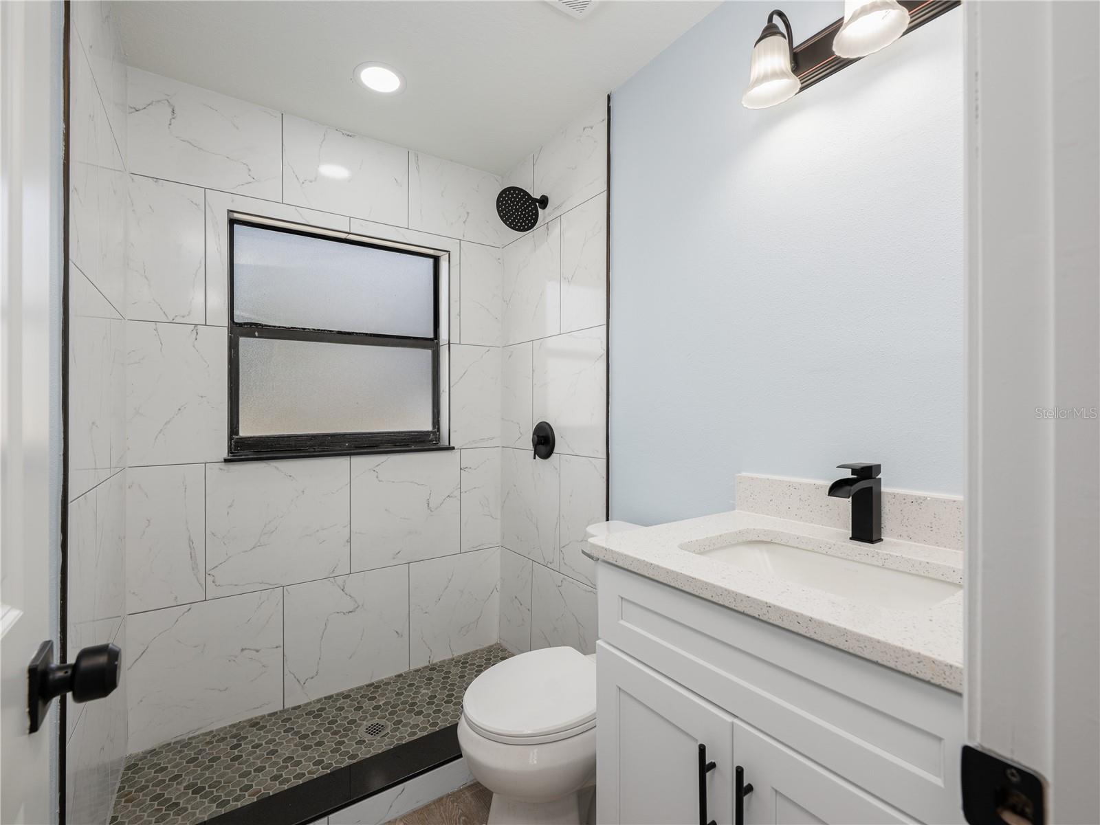 Image 24 of 40 For 707 Maple Avenue