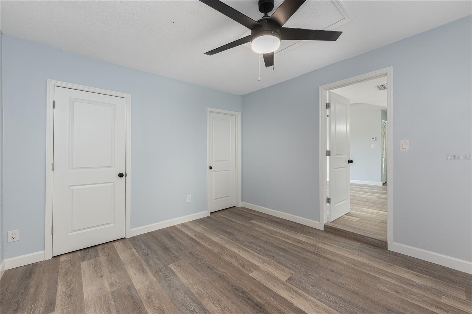 Image 31 of 40 For 707 Maple Avenue