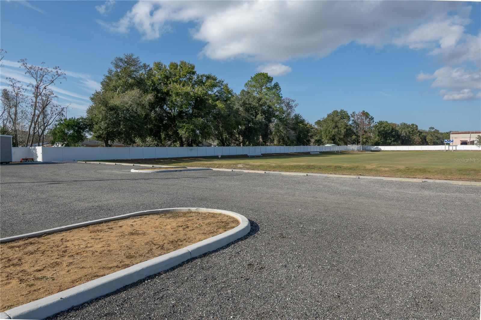 Image 36 of 40 For 707 Maple Avenue