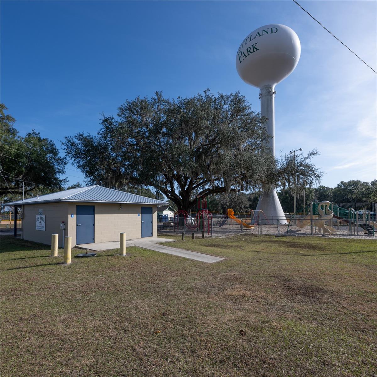 Image 39 of 40 For 707 Maple Avenue