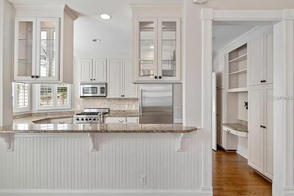 Image 13 of 46 For 1119 Belleaire Circle