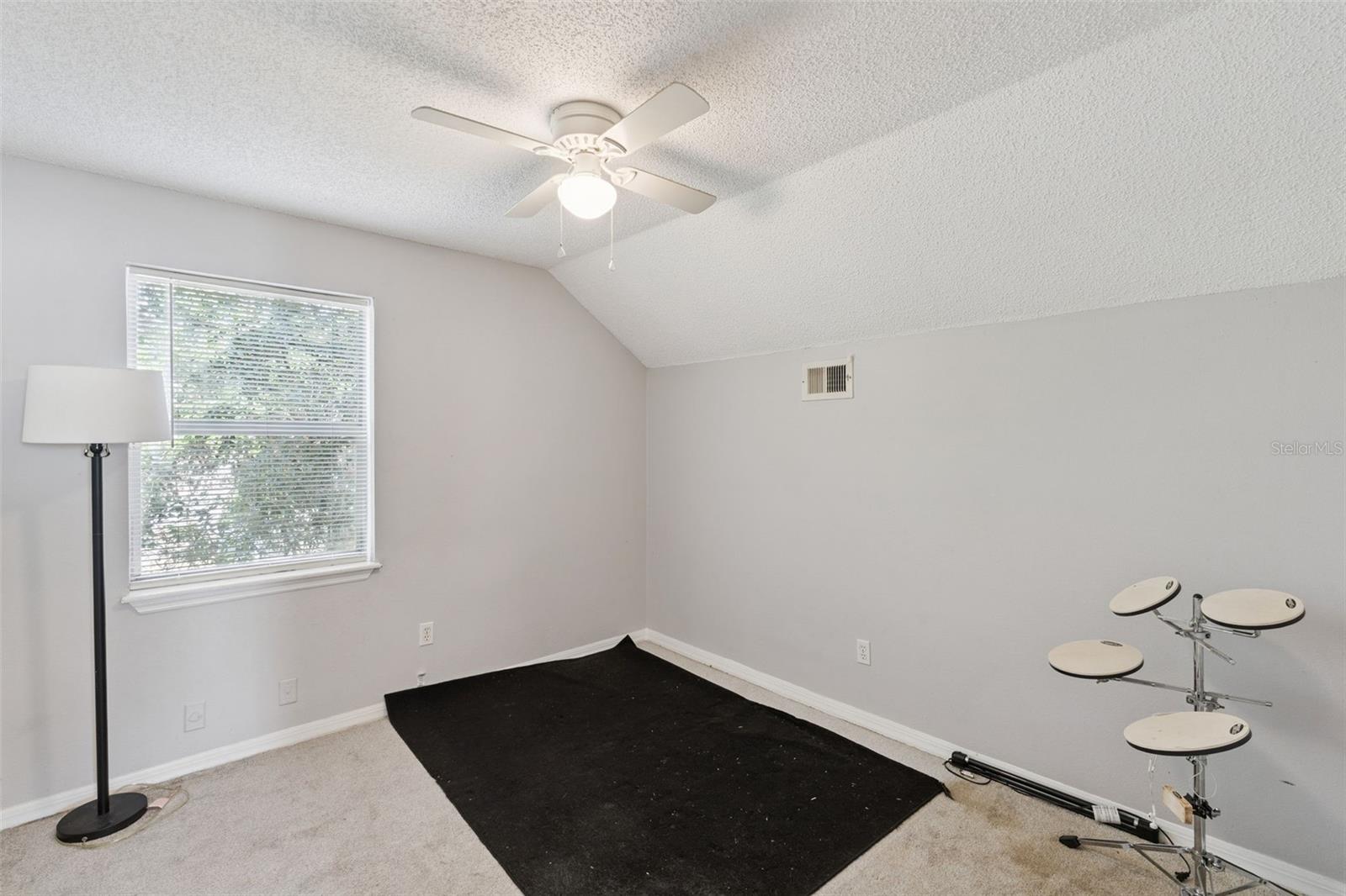 Image 19 of 27 For 5322 Regal Oak Circle