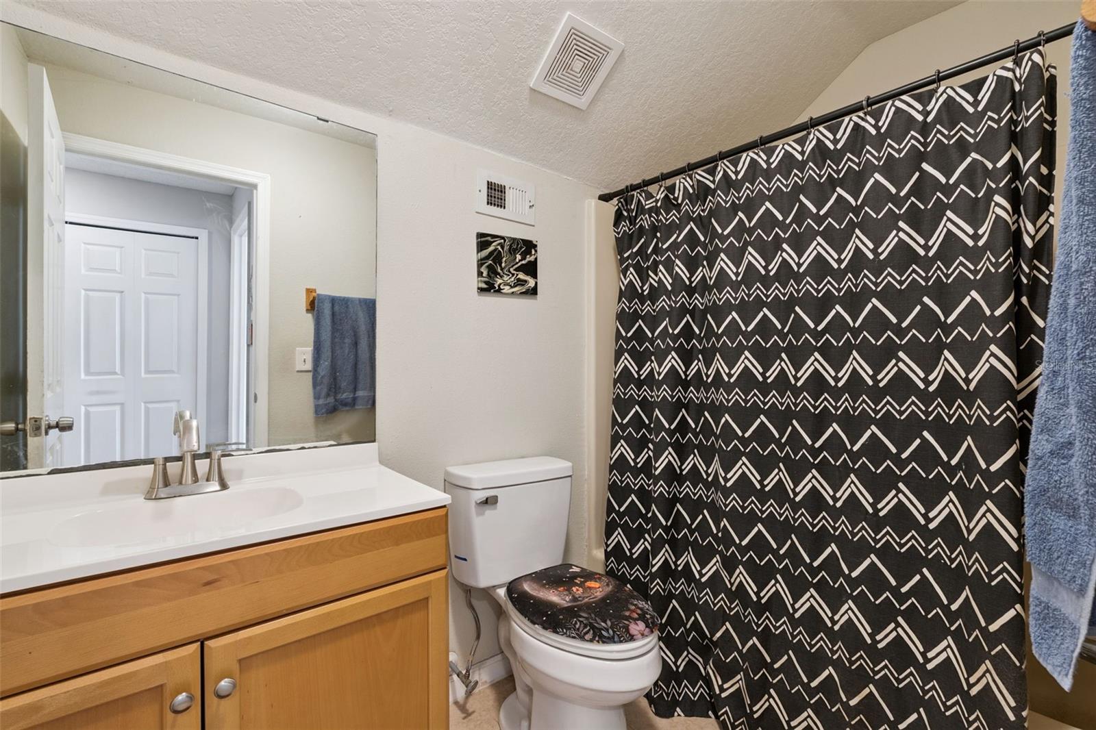 Image 20 of 27 For 5322 Regal Oak Circle