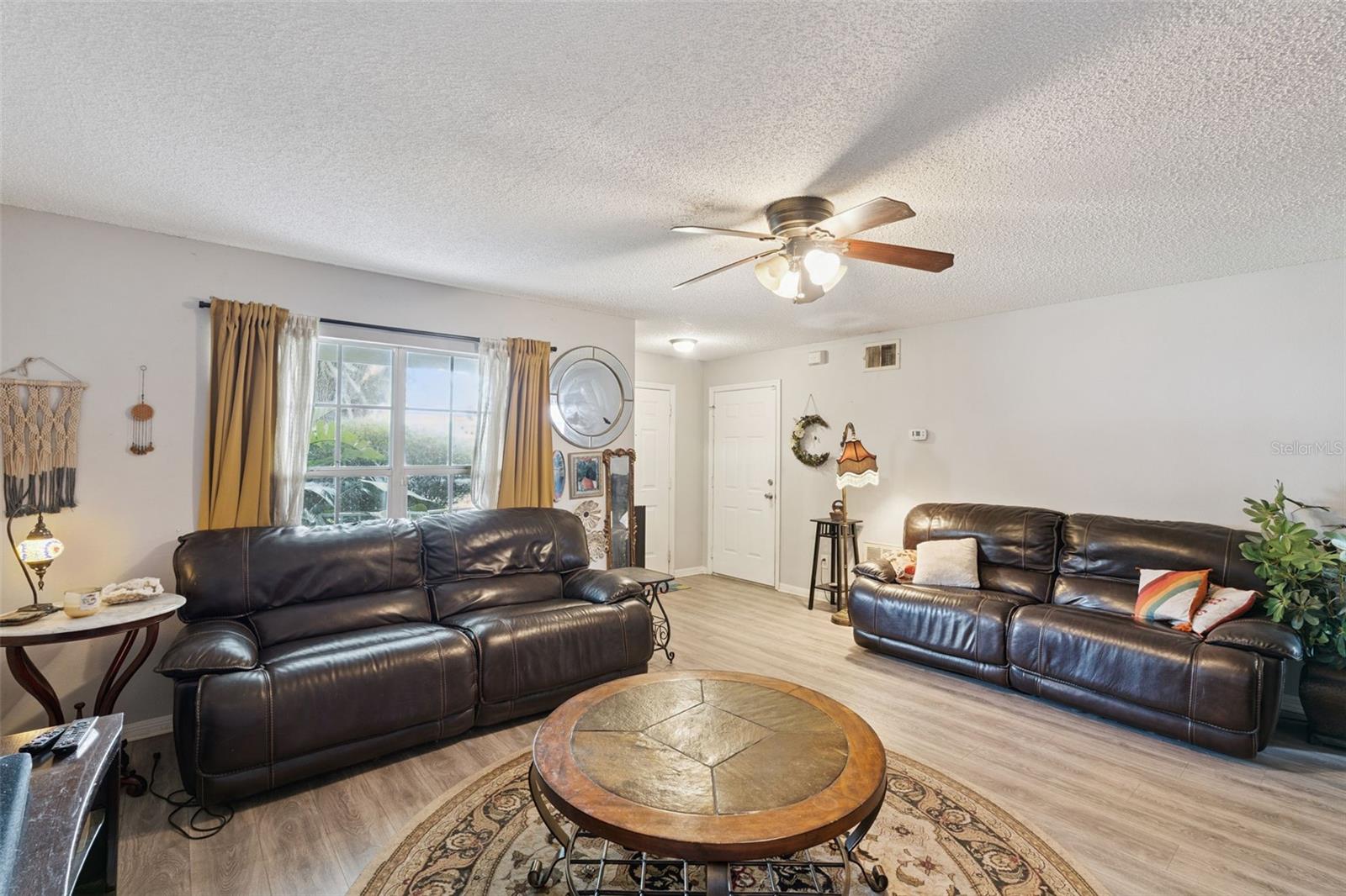 Image 8 of 27 For 5322 Regal Oak Circle