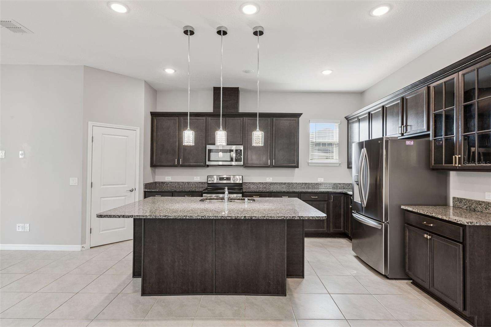 Image 11 of 38 For 780 Yukon Lane