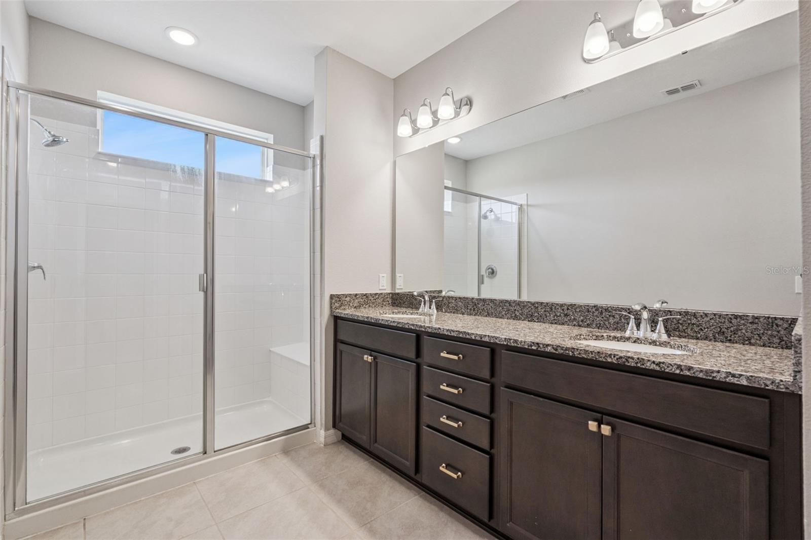 Image 16 of 38 For 780 Yukon Lane