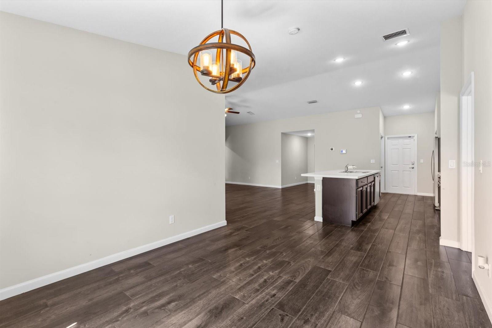 Image 12 of 33 For 512 Mccomb Avenue