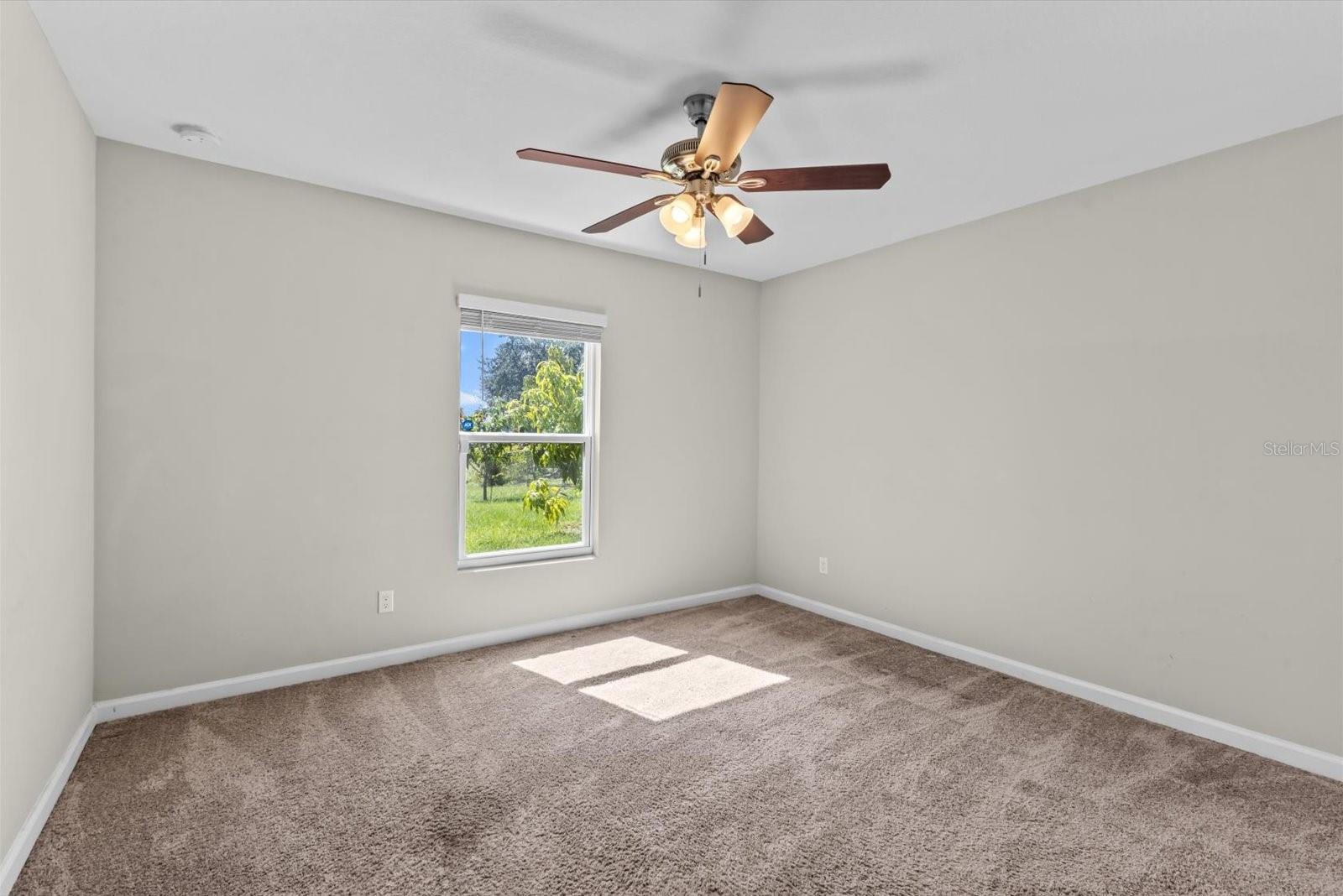 Image 19 of 33 For 512 Mccomb Avenue