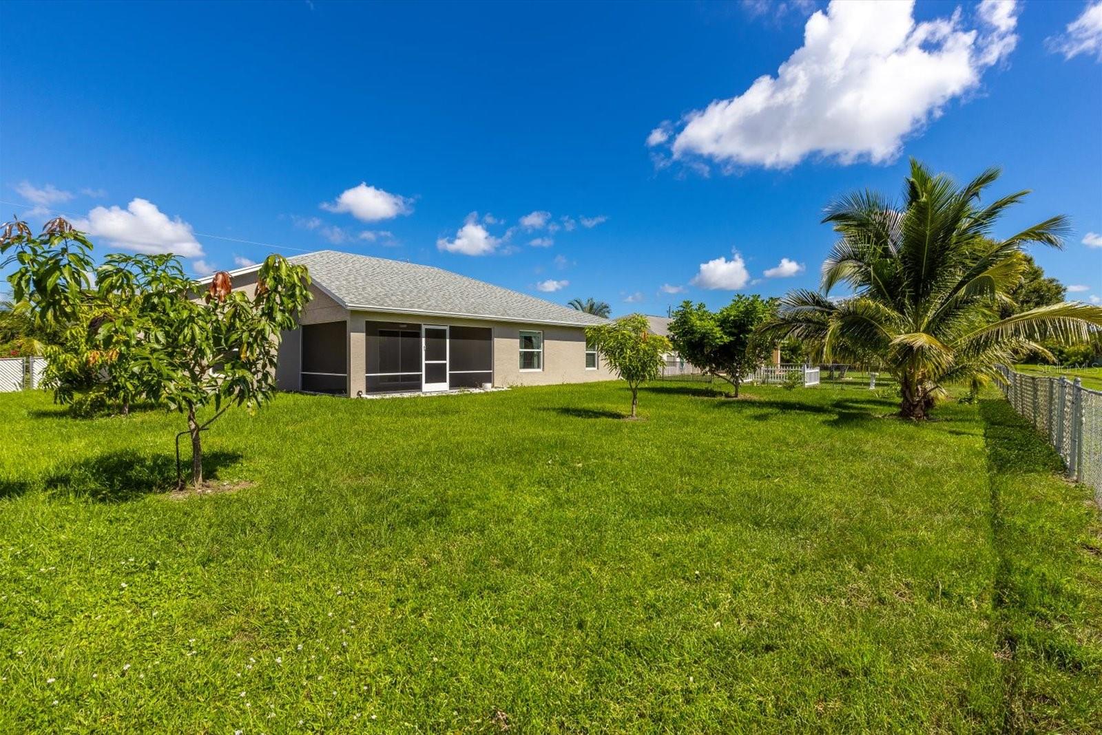 Image 30 of 33 For 512 Mccomb Avenue