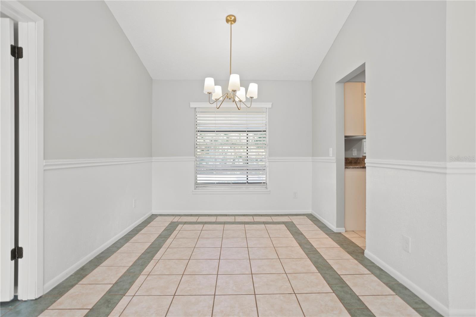 Image 14 of 29 For 30 Sweetwater Creek Circle