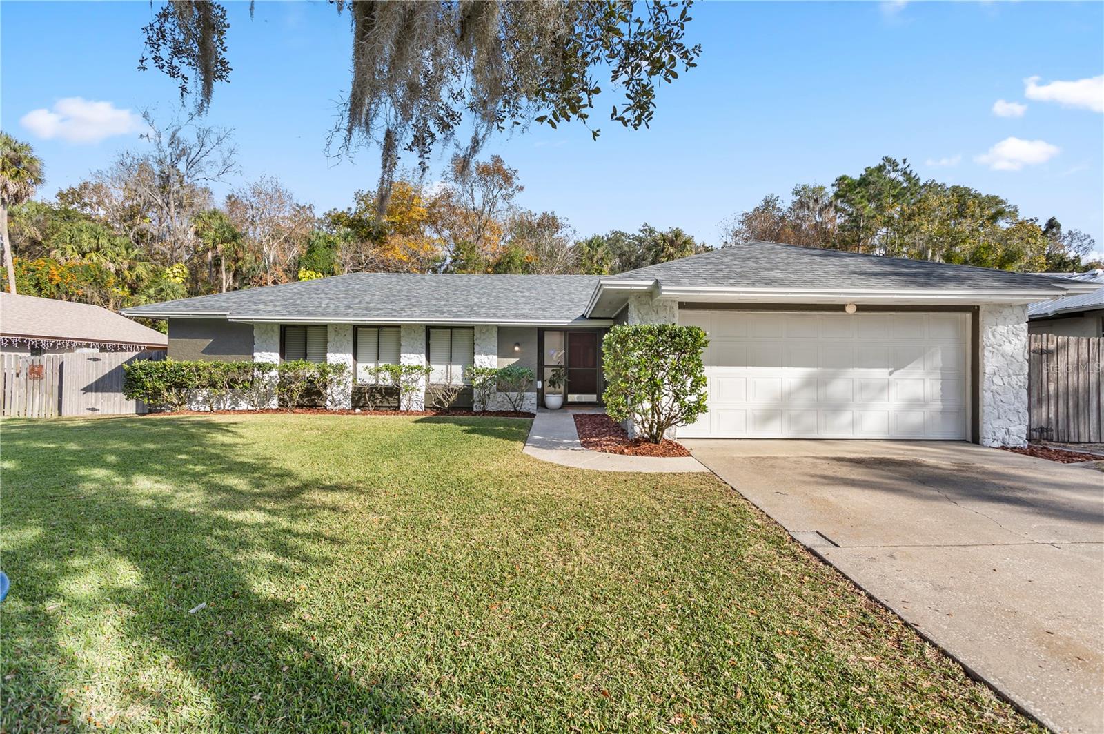 Image 27 of 29 For 30 Sweetwater Creek Circle