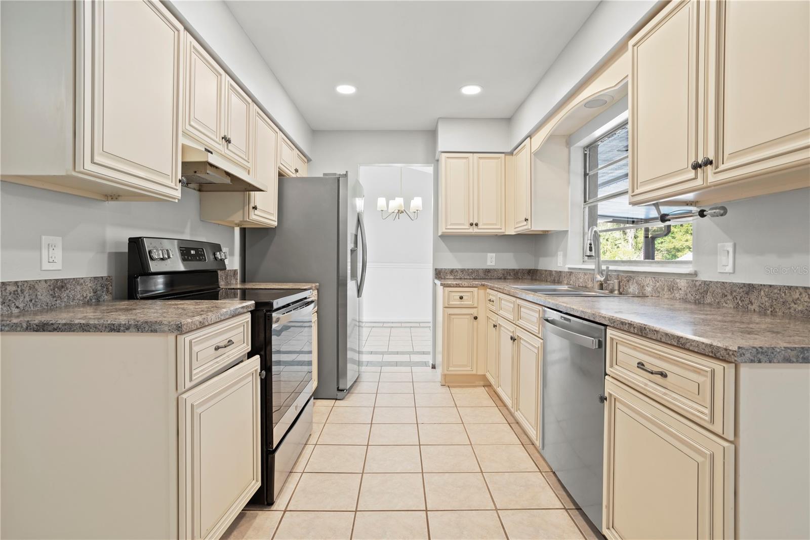 Image 4 of 29 For 30 Sweetwater Creek Circle