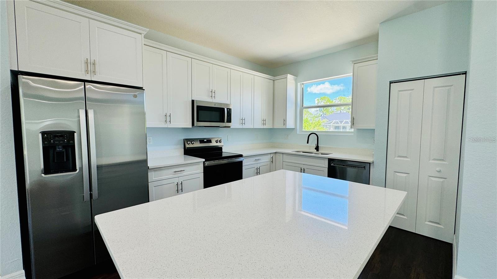 Image 3 of 16 For 14108 Chesswood Lane