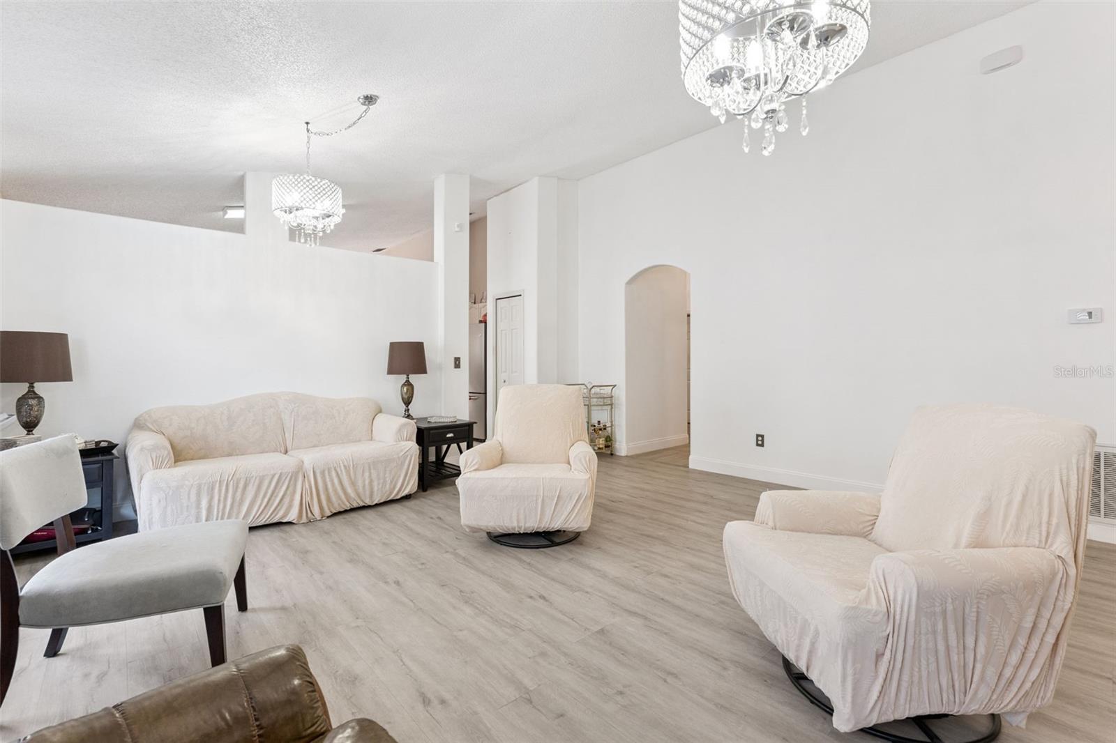 Image 6 of 30 For 2909 Egrets Landing Drive