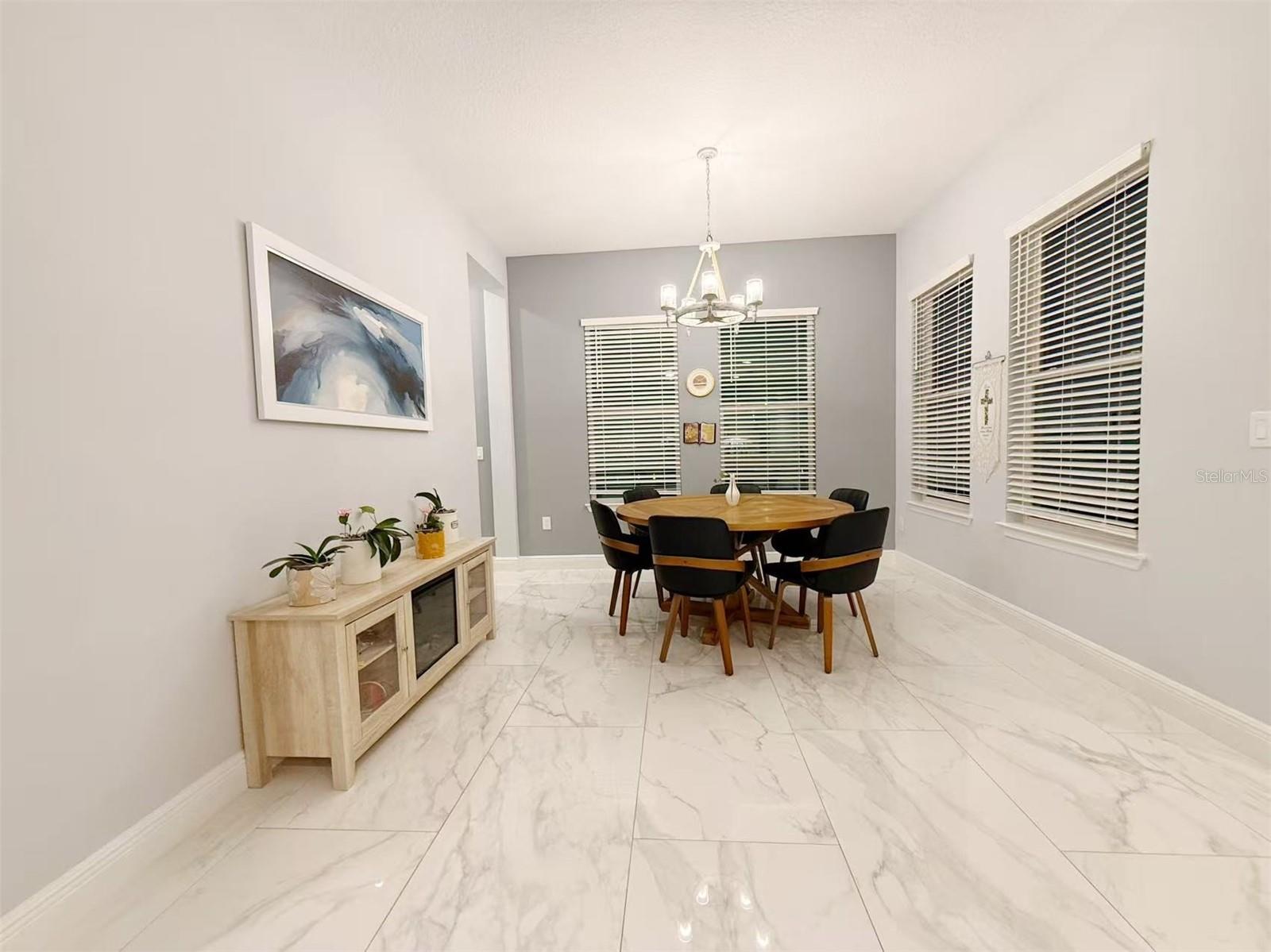 Image 11 of 73 For 18351 Mowry Court