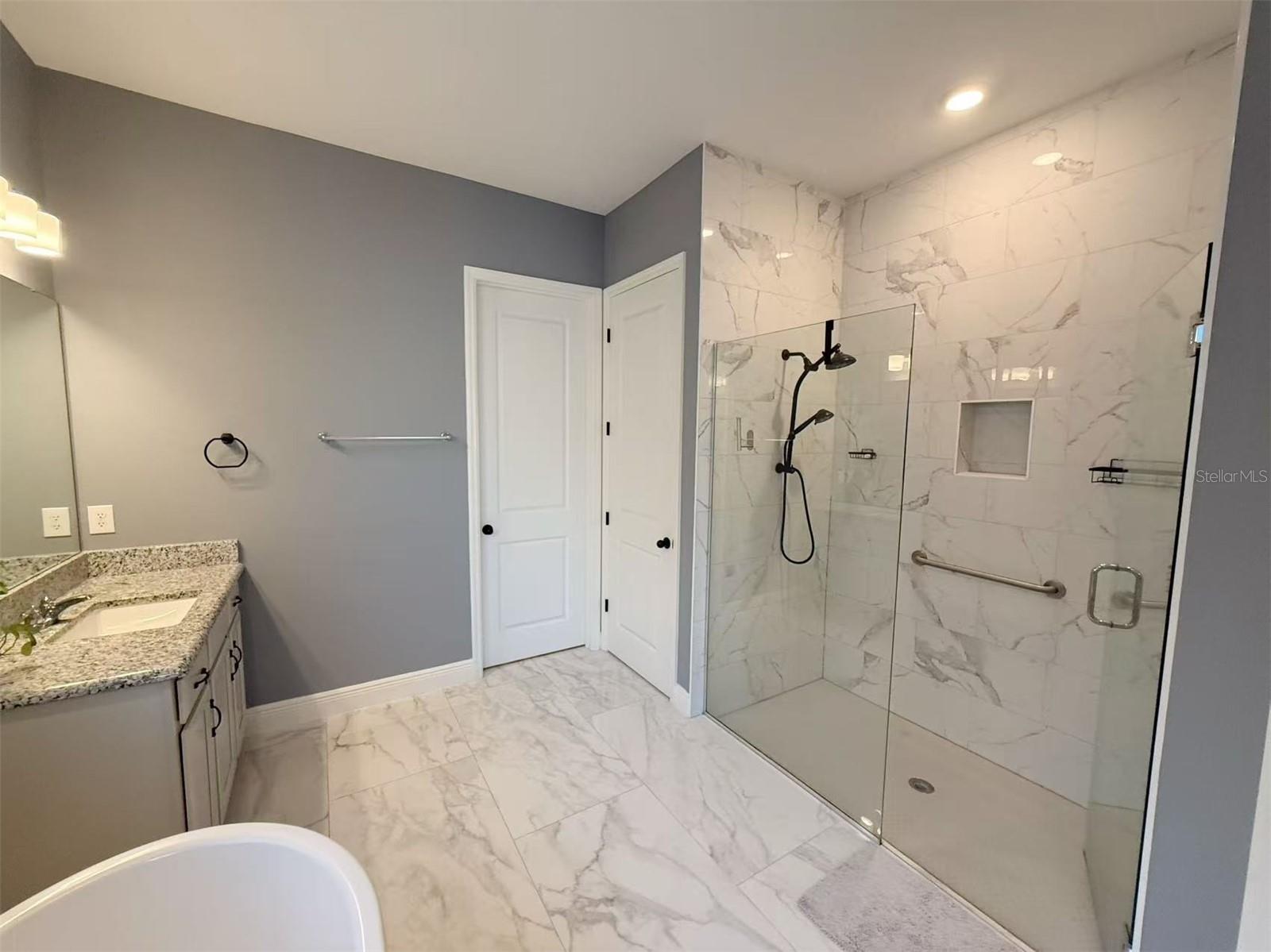 Image 26 of 73 For 18351 Mowry Court