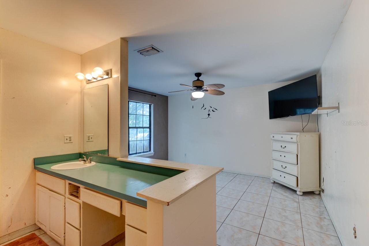 Image 18 of 20 For 763 Osprey Nest Point