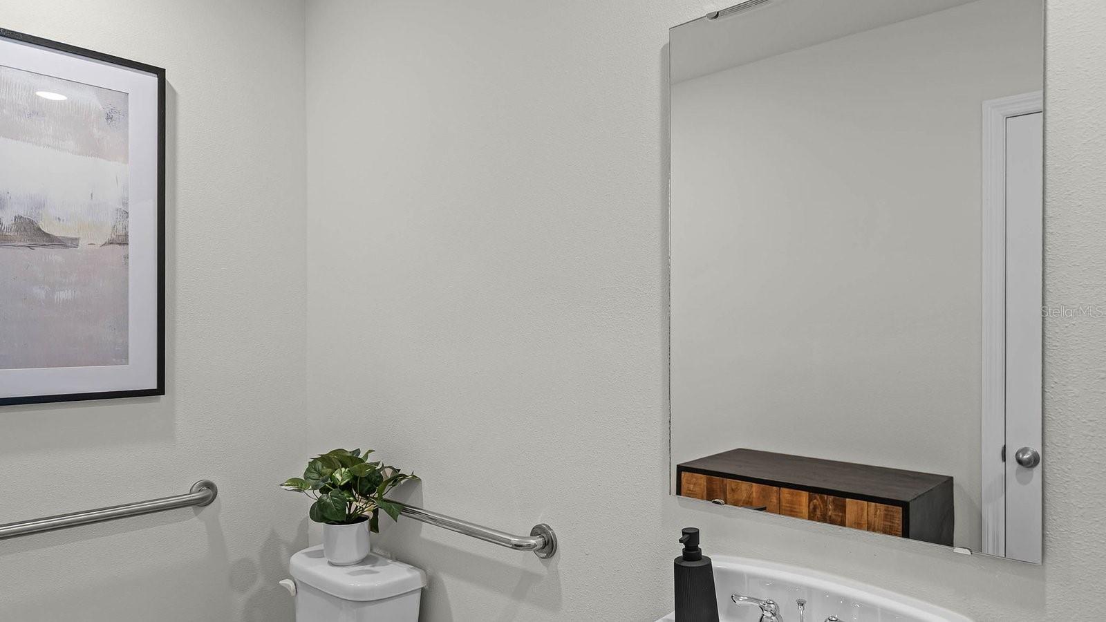 Image 24 of 29 For 8455 Madrid St.