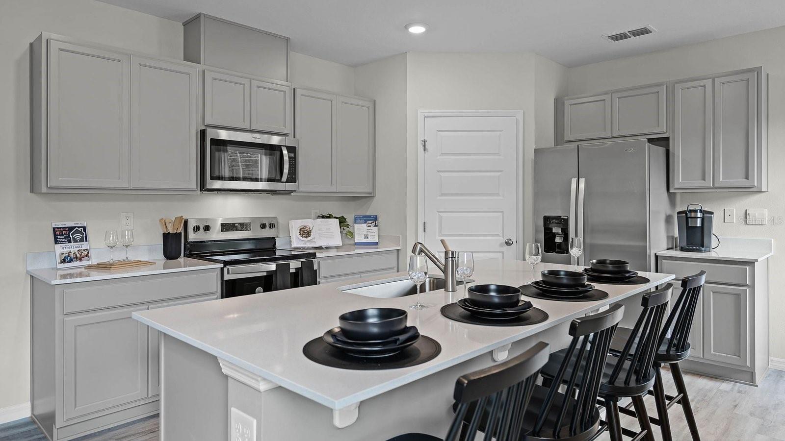 Image 6 of 29 For 8455 Madrid St.