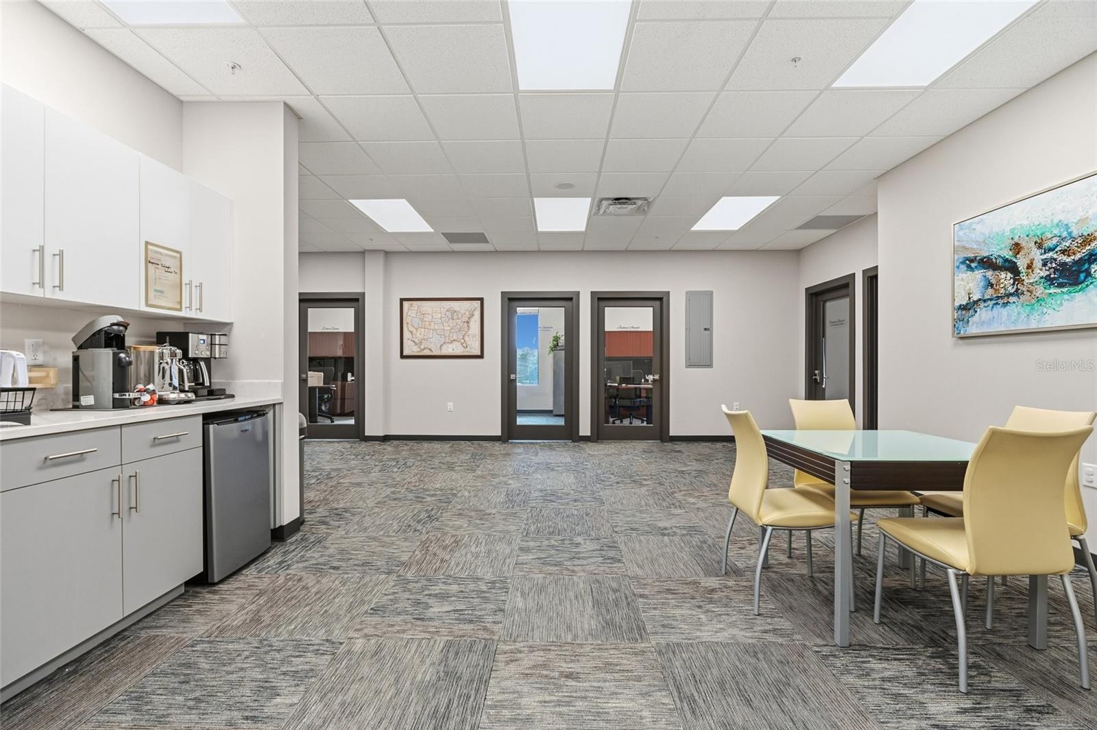 Image 21 of 74 For 131 Country Club Road