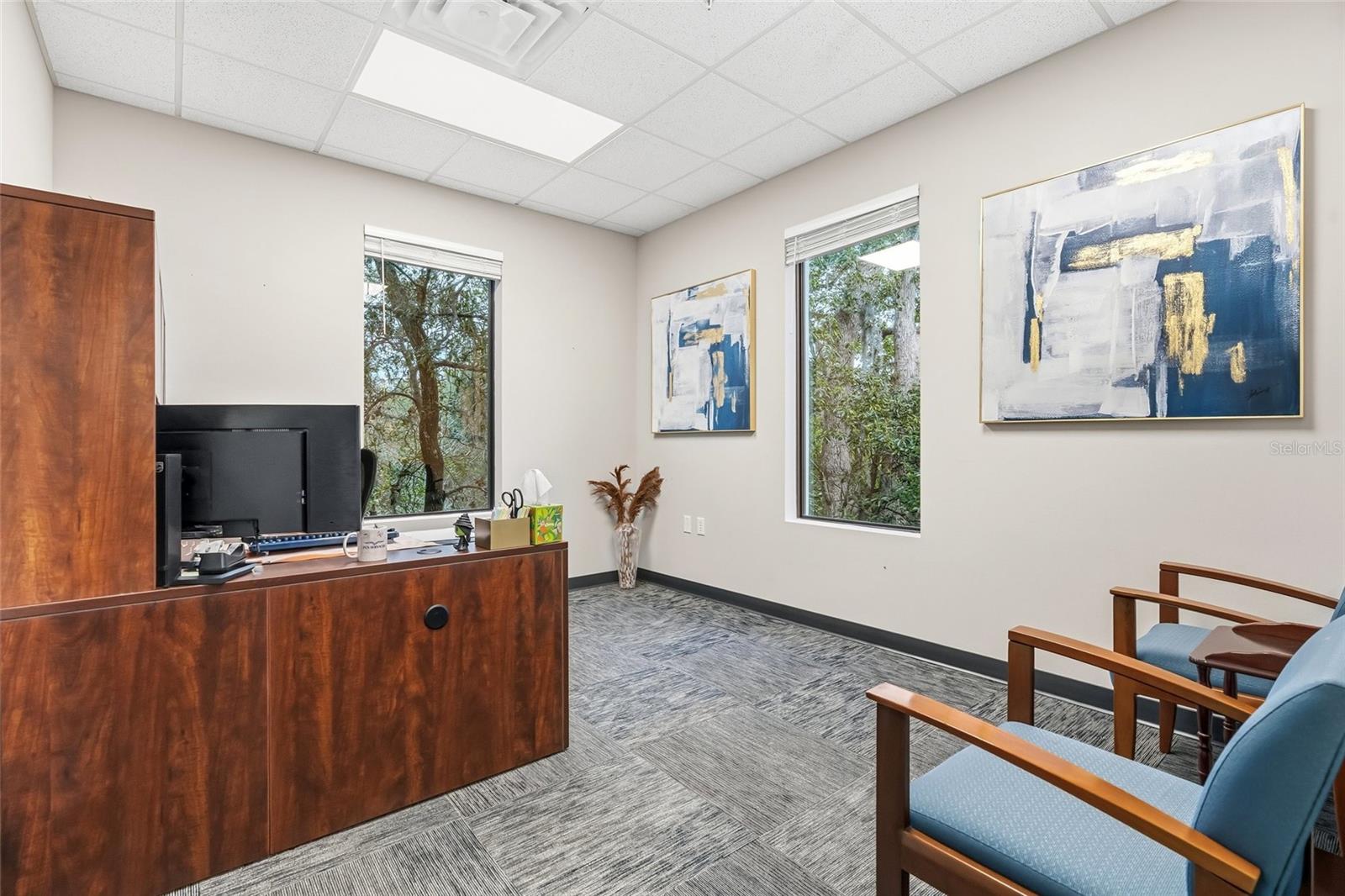 Image 27 of 74 For 131 Country Club Road