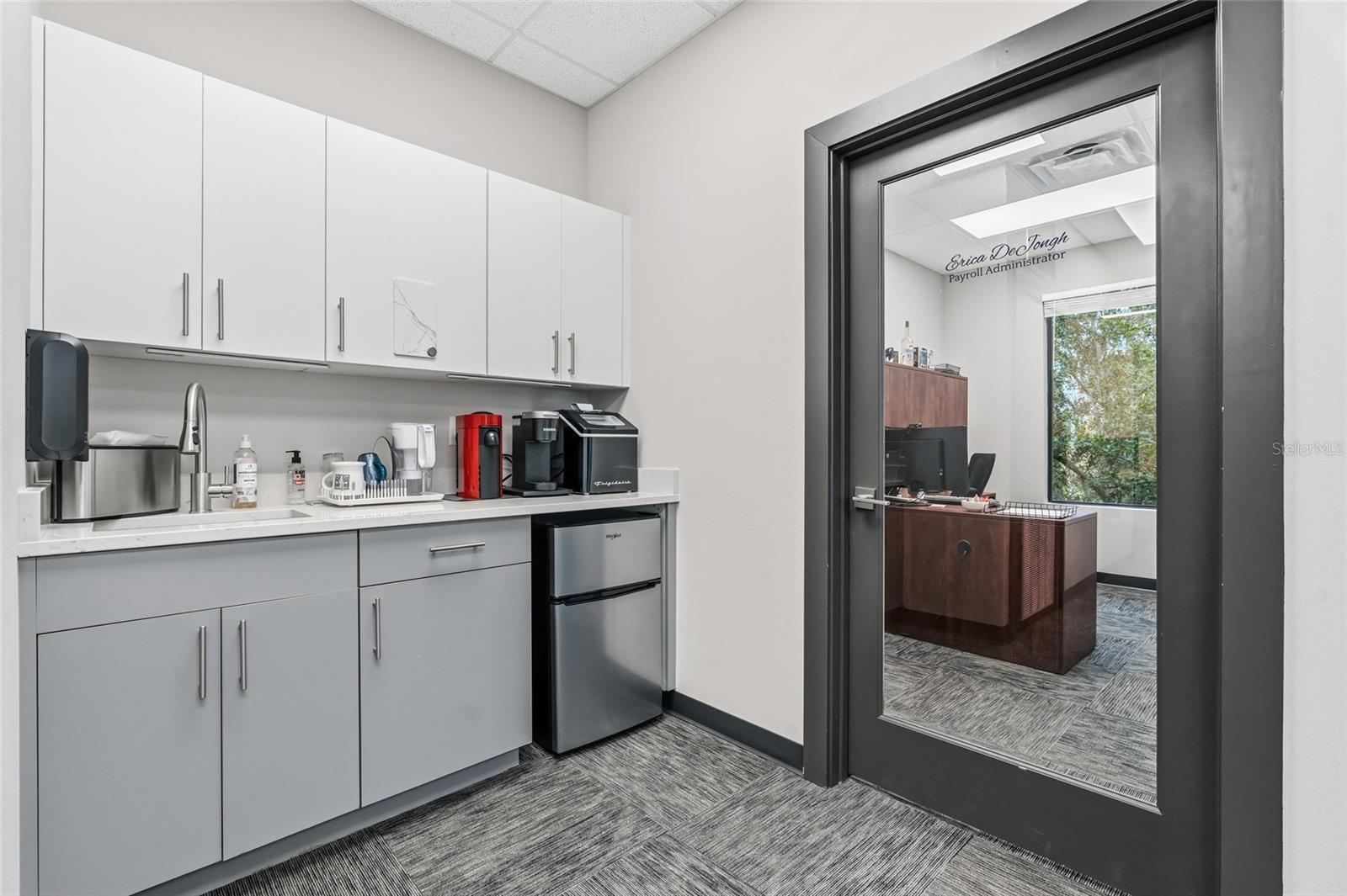 Image 40 of 74 For 131 Country Club Road