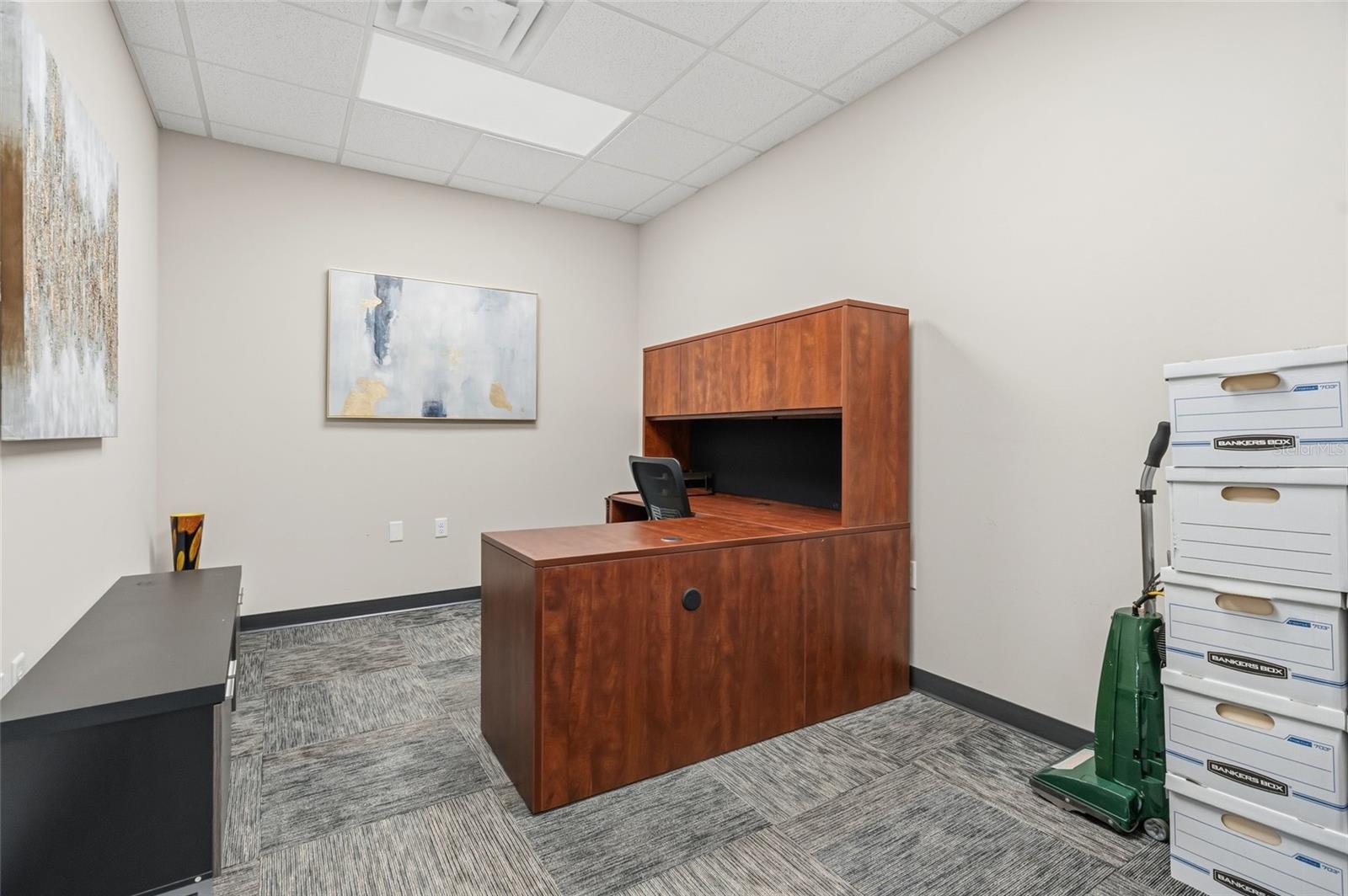 Image 50 of 74 For 131 Country Club Road