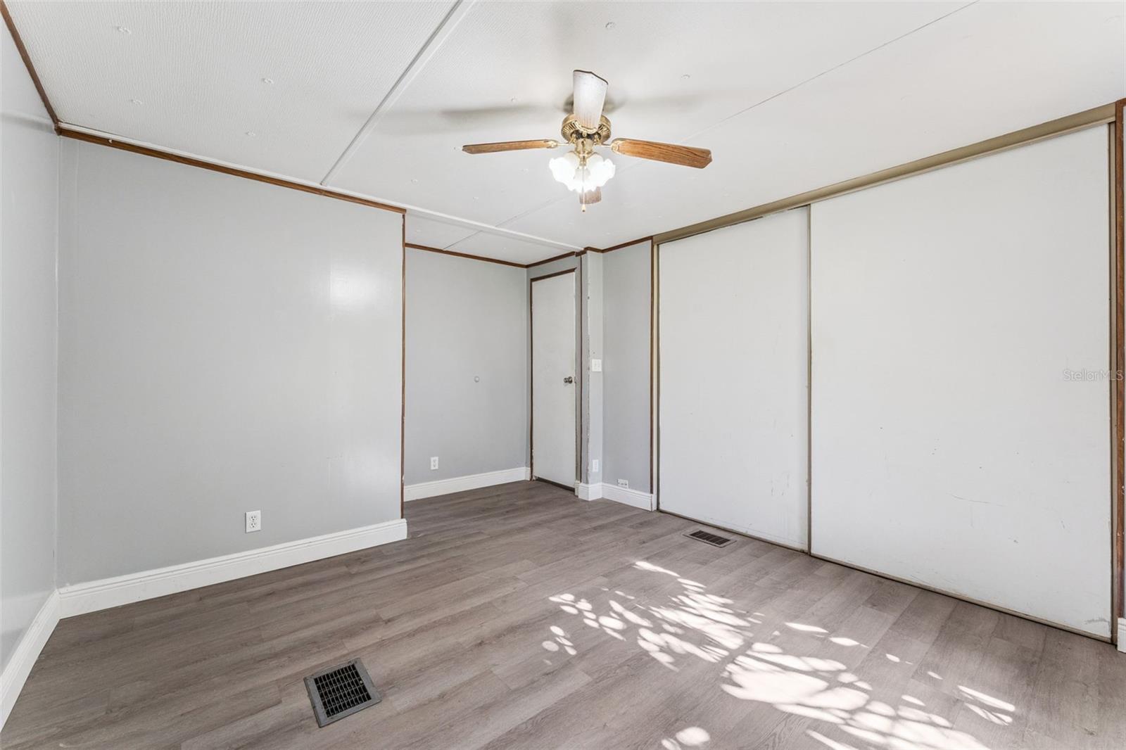 Image 12 of 21 For 3250 Keith Lane