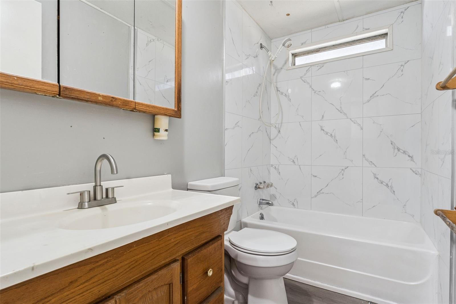 Image 15 of 21 For 3250 Keith Lane